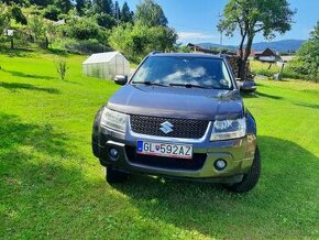 Suzuki grand vitara 2,4 benzín, 124kW