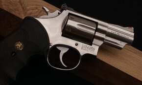 Kúpim revolver 357 magnum