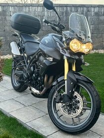 Triumph tiger 800