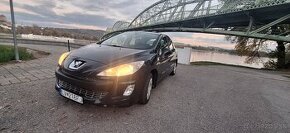 Predám Peugeot 308 1.4 benzin 70kw r.v 2008