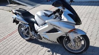 Honda Vfr 800 V-TEC 2005