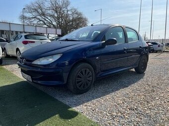 Peugeot 206 1.4 benzín, 55kW, MT/5 rok:10.2001. - 1