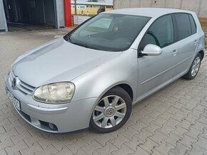 Volkswagen Golf 1.9 TDI 77kw Sportline M5,5d