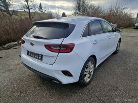 Kia ceed 1.4i 73kw benzín 2018 Rozpredám/predám Havarované