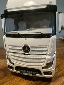 Predam Tamiya Mercedes Actros Gigaspace 4x2 1:14