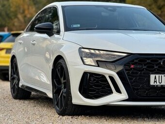 Audi RS3 Lim. 2.5 TFSI Quattro Keramic brzdy