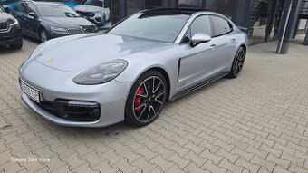 Porsche Panamera GTS 4x4 A/T - 1