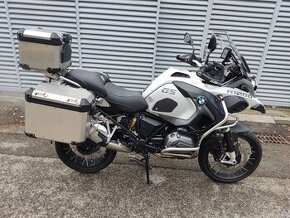 Bmw r1200gs adventure