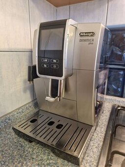 Delonghi ECAM 370.70SB Dinamica plus v záručnej dobe