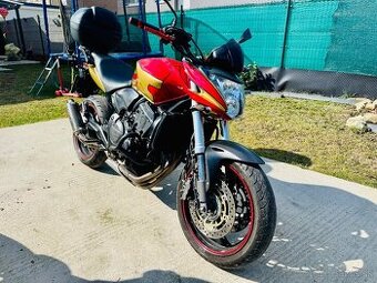 Honda CB600F Hornet / vymena za 4kolku