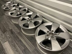 Alu AUDI 5x112 17” 8S0601025J - 1