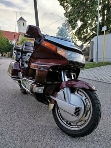 Predám Honda Goldwing 1500