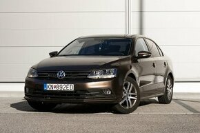 Volkswagen Jetta 1.2 TSI Business Comfortline - 1