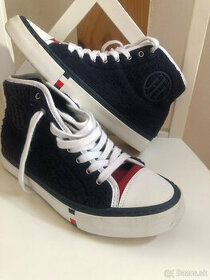 Predám tenisky Tommy Hilfiger 38,5 - 1