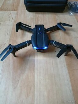 Dron E99 pro , 4K, novy