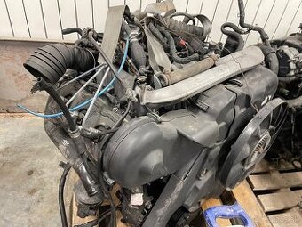 Motor 2,5tdi AKN 110kw passat superb audi a4 a6