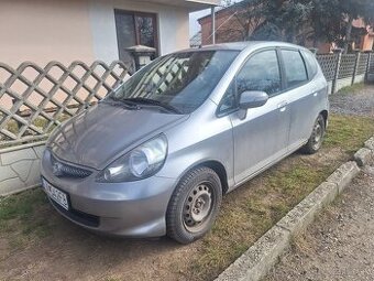 HONDA JAZZ 1,4 BENZÍN NOVA STK EK 2027