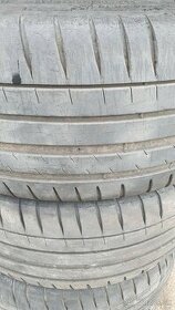 Michelin 225/40 r18