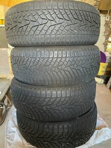 Yokohama 225/55R18 zimne