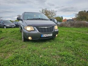 Predám Chrysler grand voyager 2,8crdi stown go. - 1