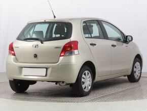 Toyota Yaris - 1