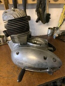 Motor jawa 250/353