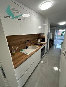 Apartmán s výhľadom na more len 100m od mora v Chorvátsku vh