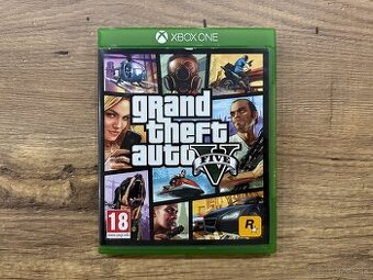 Hra na Xbox One - GTA V