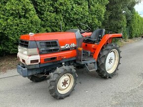 Japonský traktor Kubota GL-19, 19Hp, 4x4