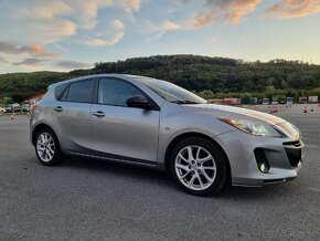 Mazda 3 1.6 MZR TX facelift - 1