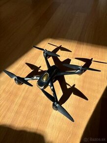 Hubsan H501S