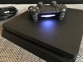 Ps4 slim + COD, UFC, TEKKEN…