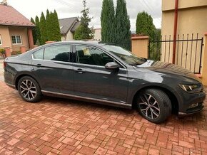 Volkswagen Passat sedan 2.0 TDI DSG 2016