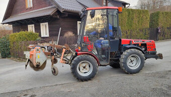 Malotraktor / nosič nářadí AGT 835H s SPZ + příslušenstvím