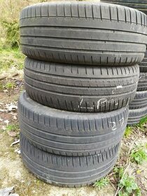 4ks 215/45 R18 letné Michelin - 1