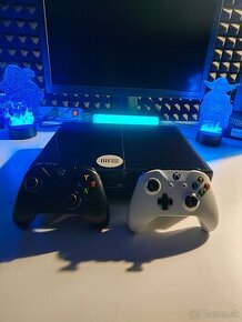 XBOX ONE s originalnymi hrami