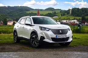 Peugeot 2008 elektro Allure 136k 1 majiteľ