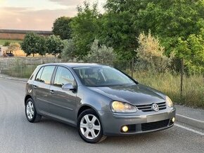 Predám volkswagen golf 5