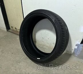 Pirelli P ZERO 225/35 R19 88 Y