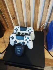 Ps4 Slim 500GB 2 ovladace 12 hier