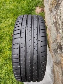 Predam 4ks - Michelin 235/45R19 (99Y)