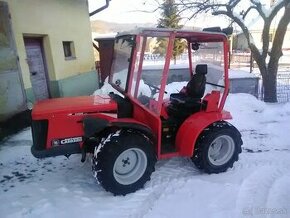 Malotraktor Antonio Carraro - otočne pracovisko