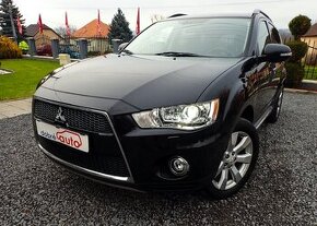 MITSUBISHI OUTLANDER 2.2DI-D 7miest 4WD ŤAŽNE NAVI