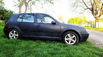 VOLKSWAGEN GOLF 4 1.9Tdi 66kw r.v.2002 SPREDU BURANY