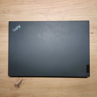 Lenovo ThinkPad T14s gen2