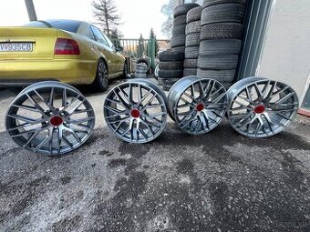 MAM RS4 5x112 R18 8J ET45