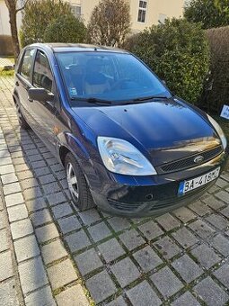 Predám FORD FIESTA s najazdením iba 56 000 km. Vyrobené 2003