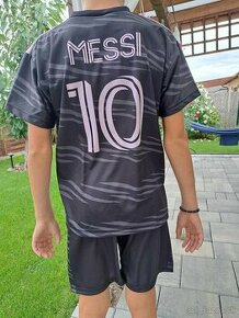 Nenoseny futbalovy dres Messi cierny