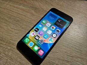 Iphone se 2020 64gb plnefunkcny ma len bezne znamky pouzivan