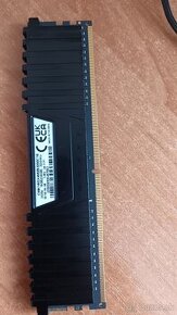 RAM 2×8GB, DDR4